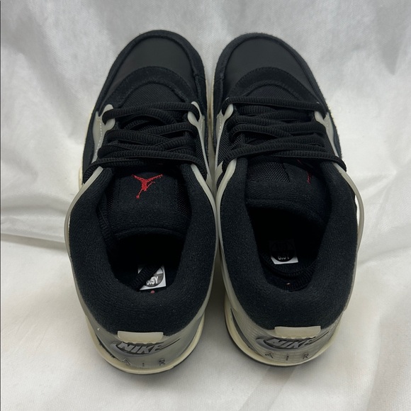 Air Jordan - Picture 4 of 6